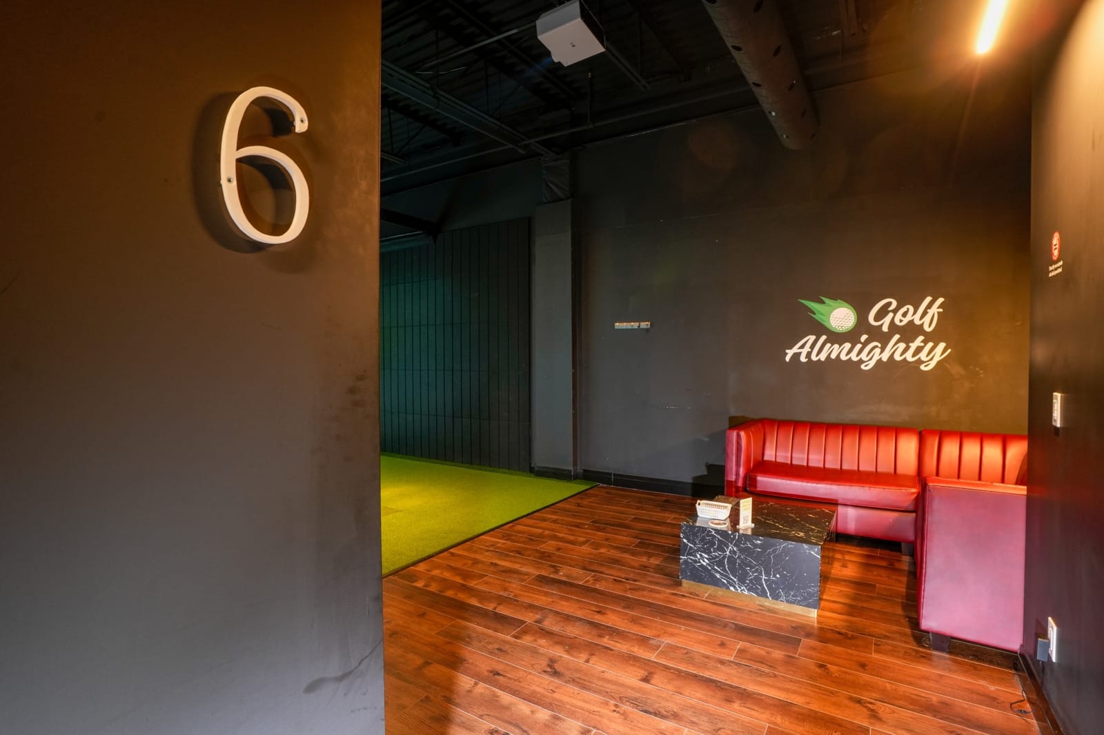 Bay 6 — Ultra Private Lounge