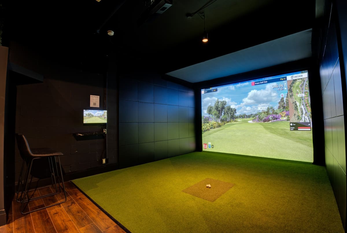 Bay 1 — Swing Social Lounge